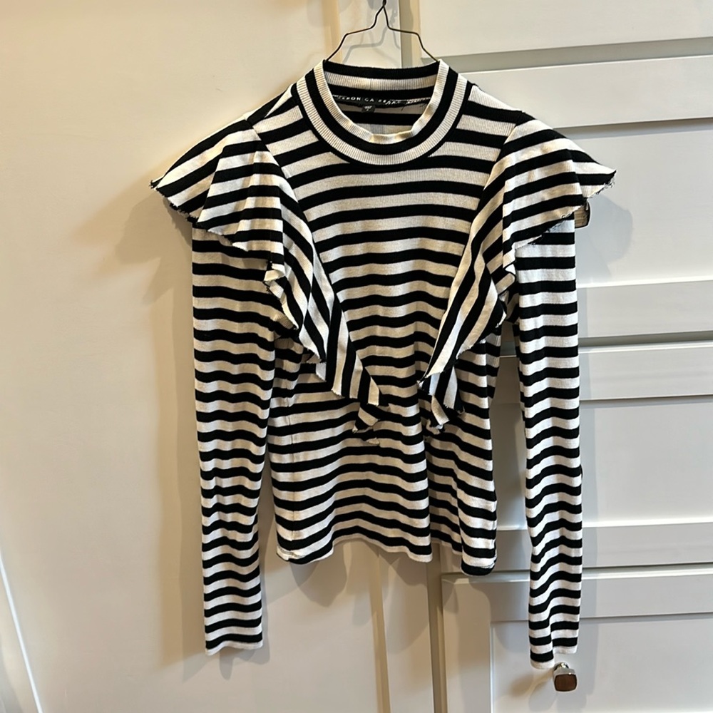 Veronica beard knit top
